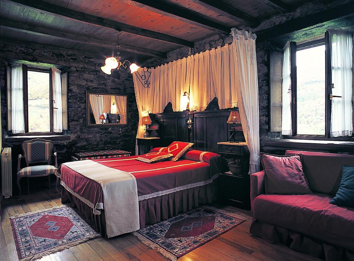 Отель Casa Ponce Посада-де-Ренгос Экстерьер фото